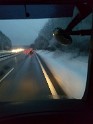 LKW rutscht in Boeschung Bergneustadt Pa P01